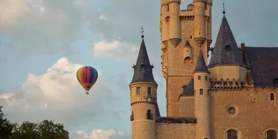 Illustration image for album Segovia - Alcazar, Aqueduc & Globo